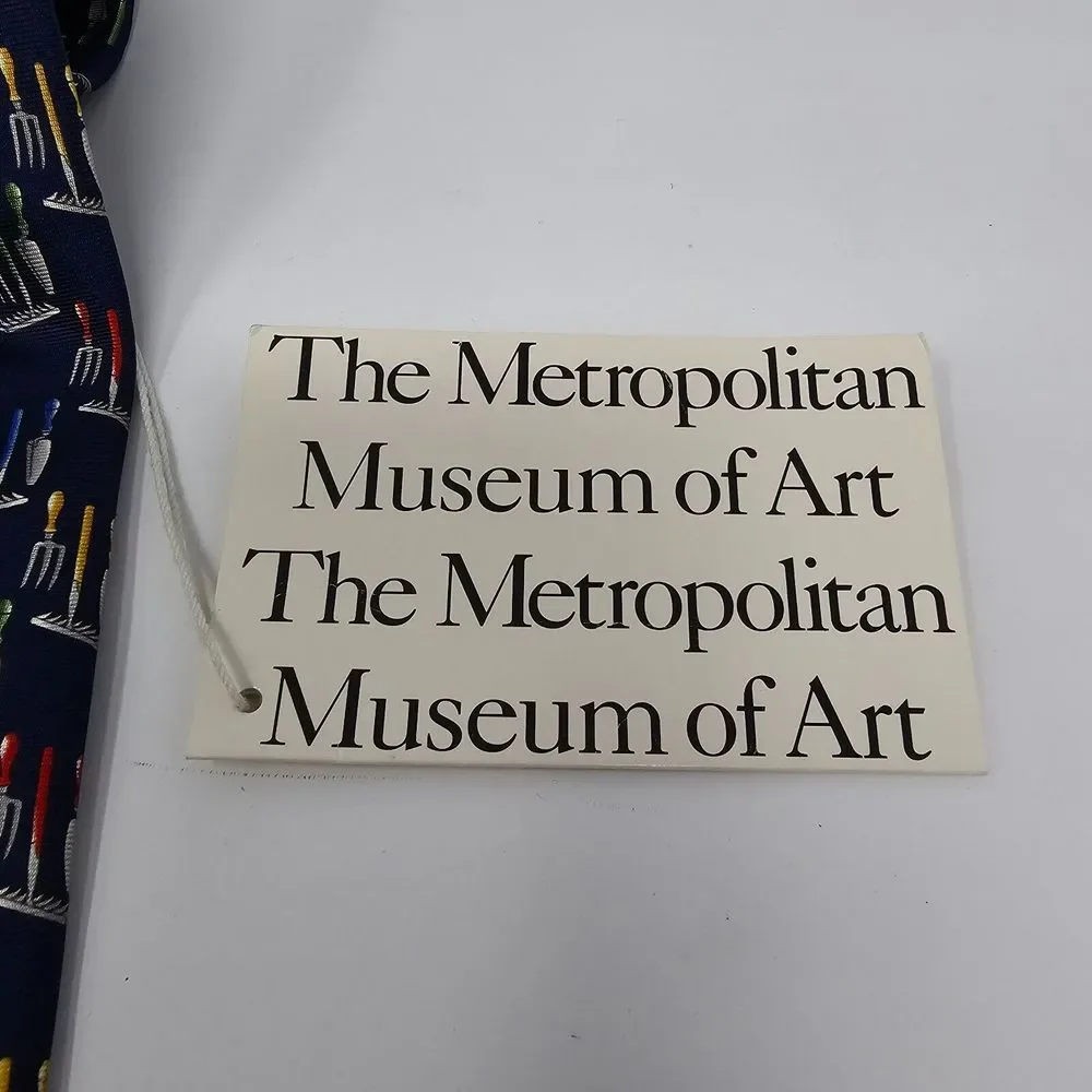 Metropolitan Museum of Art Mens Navy Garden Tool Print Silk‎ Necktie Park Lane